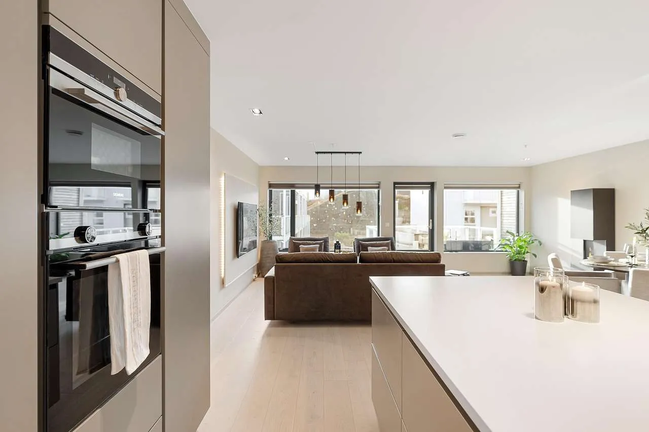 Home Window Tint: A Complete Guide